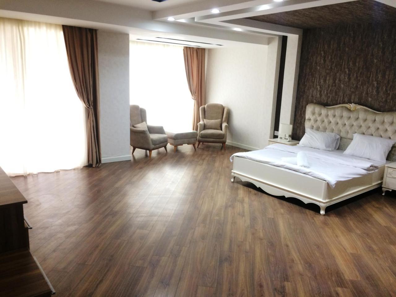 באקו Park Azure Apartment Deluxe 2 Bedroom מראה חיצוני תמונה